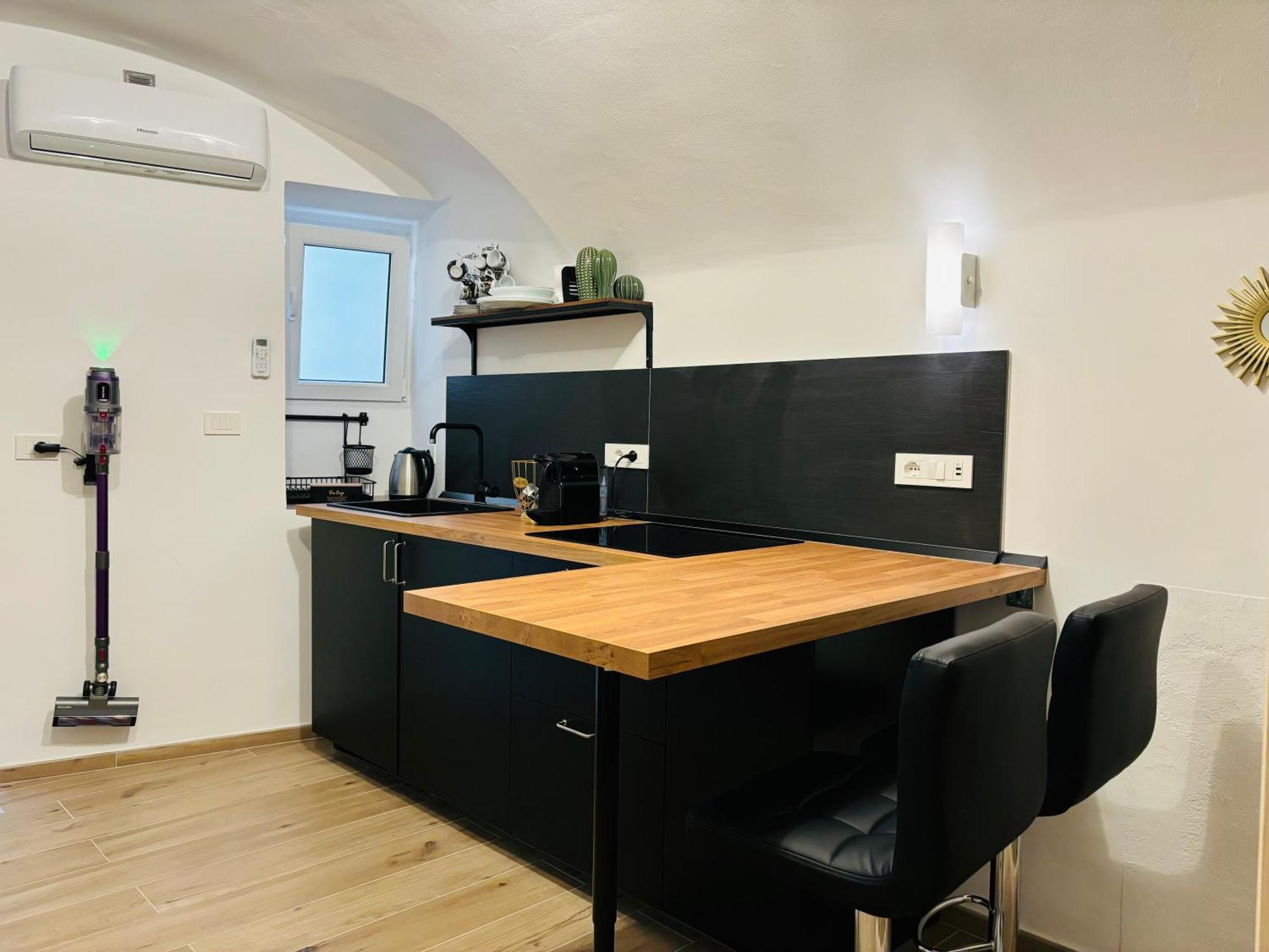 La Petite Suite Sanremo Eksteriør billede