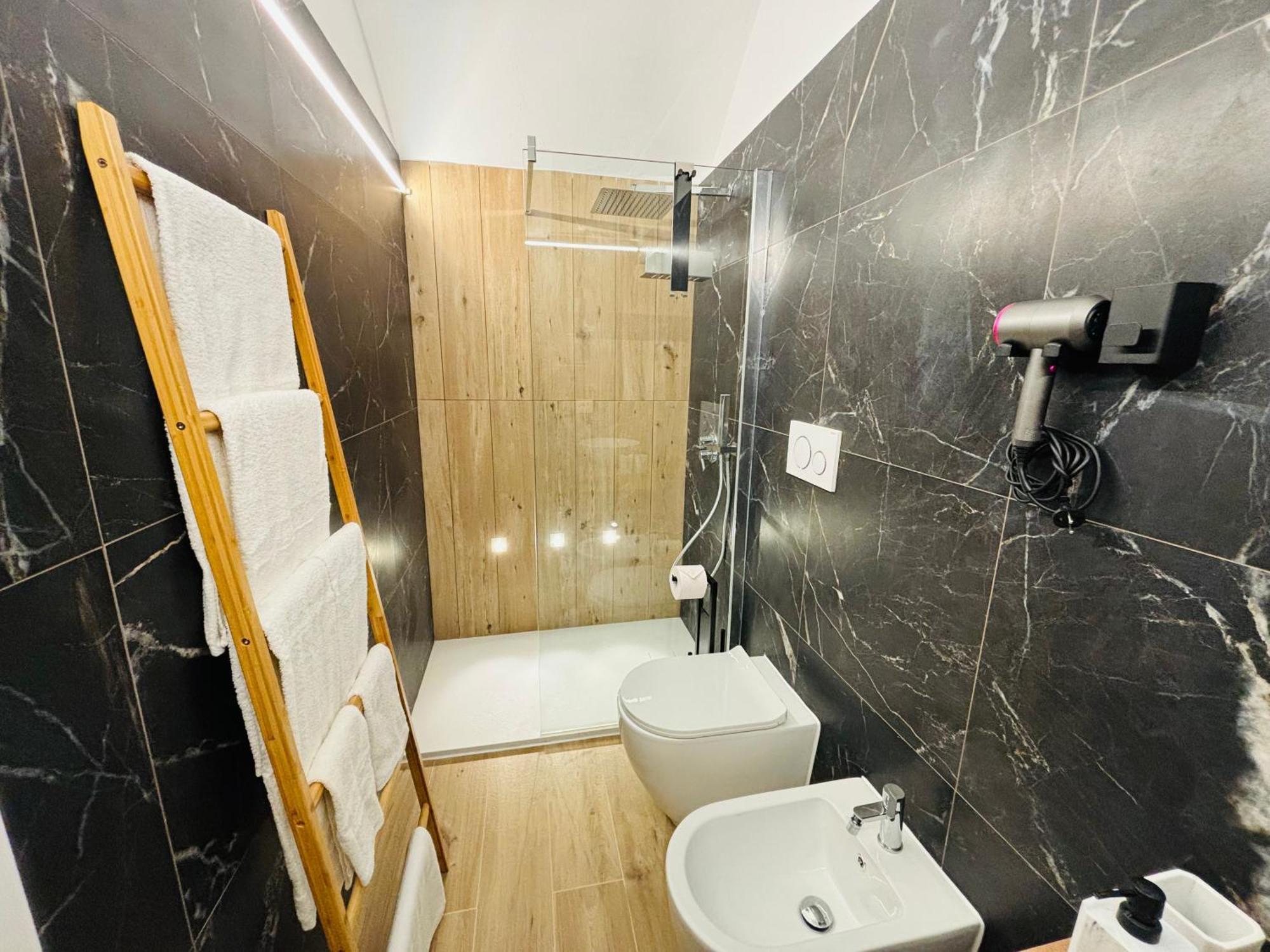 La Petite Suite Sanremo Eksteriør billede